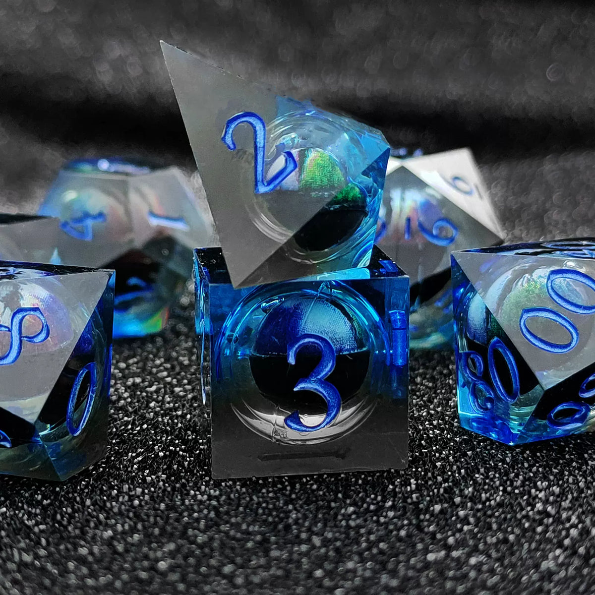 Floating Dragon Eye Polyhedral Dice Set Liquid Core RPG Dice for DND COC Tabletop Games