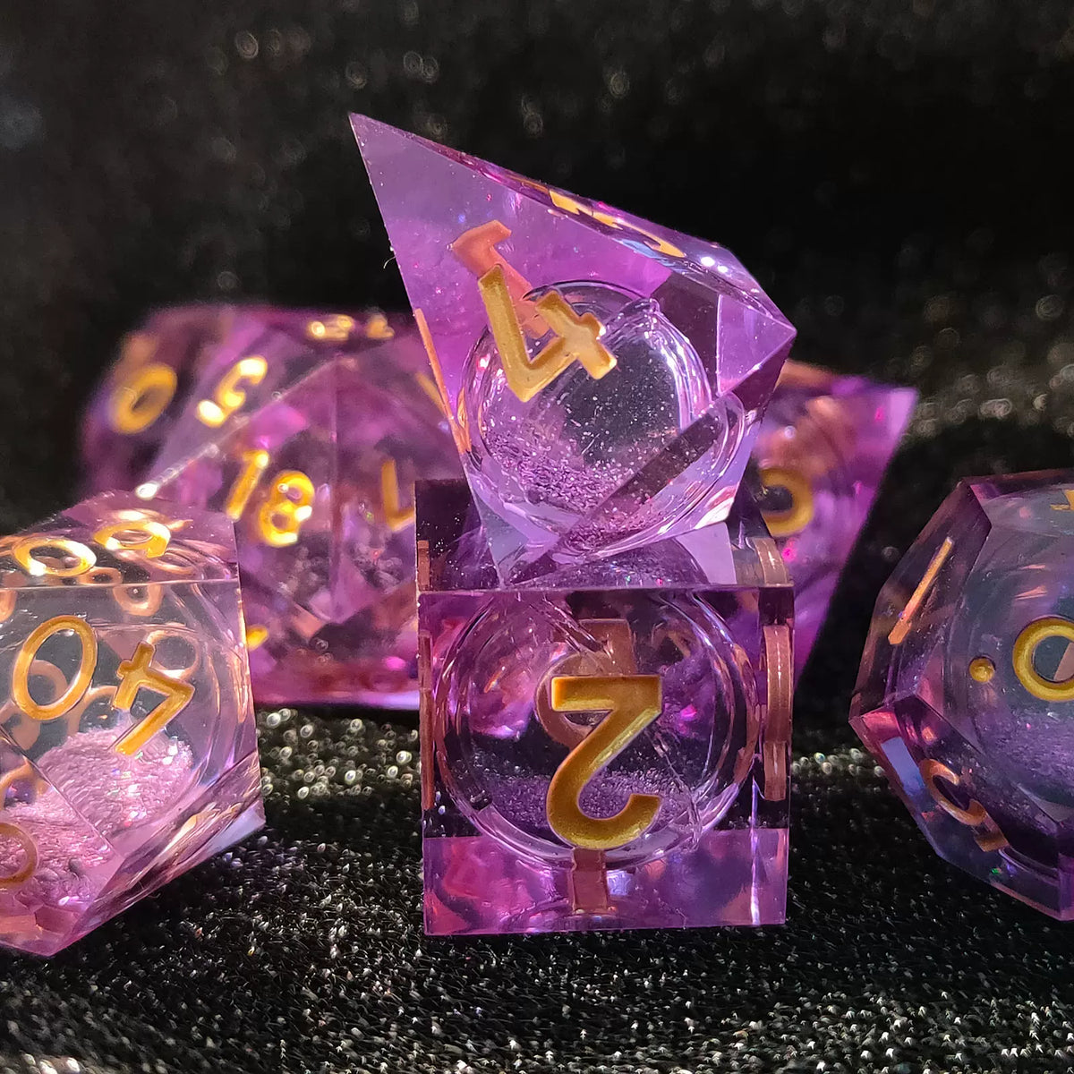 Floating Dragon Eye Polyhedral Dice Set Liquid Core RPG Dice for DND COC Tabletop Games