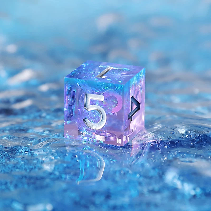 Liquid Core Resin Polyhedral Dice Set, 7-Piece DND D20 Moving Quicksand Dice for Tabletop RPG
