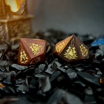 Nyarlathotep Crawling Chaos Natural Rosewood Polyhedral Dice Set - 7-Piece DND & Call of Cthulhu RPG Dice with Metal Tin