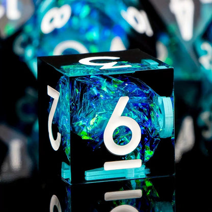 Floating Dragon Eye Polyhedral Dice Set Liquid Core RPG Dice for DND COC Tabletop Games