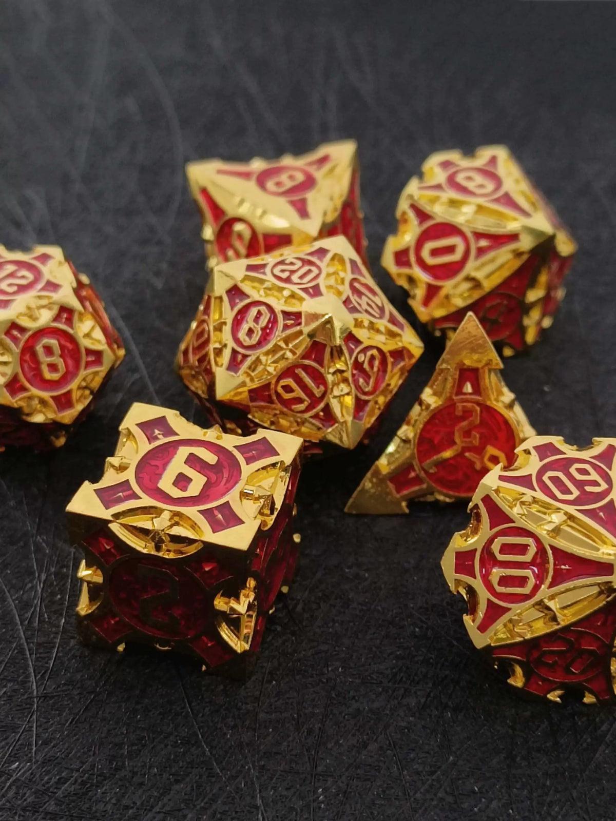 Solid Metal Sharp Edge RPG Dice Set Dragon Scale Polyhedral Gaming Dice for DND COC Warhammer Tabletop Games Collectible Gift