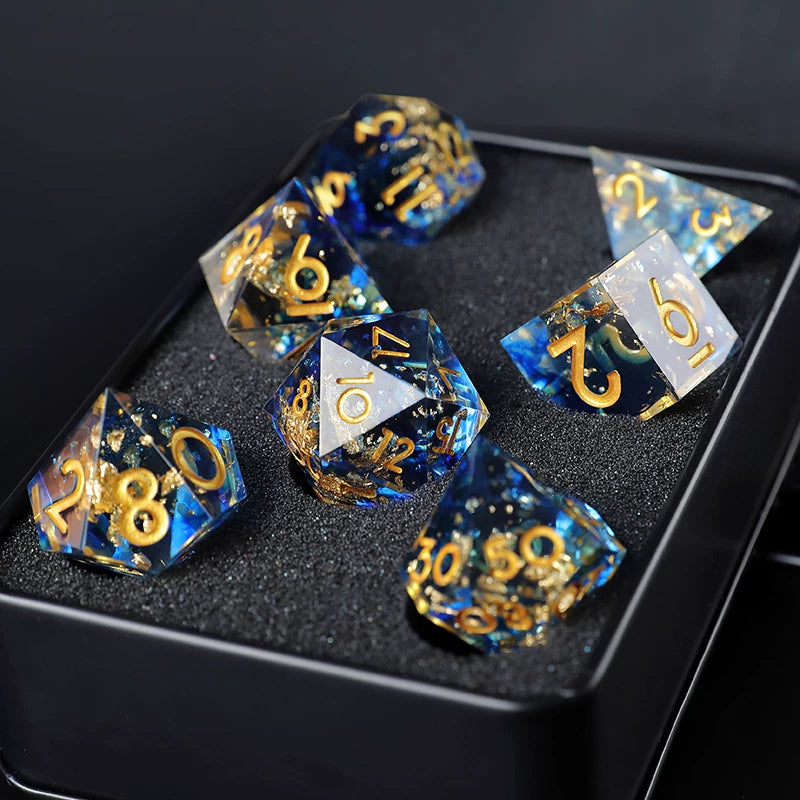 Liquid Core Sharp Edge Resin Dice Set, Floating Dragon Eye Polyhedral D&D TTRPG Tabletop Dice with Metal Box & Velvet Pouch