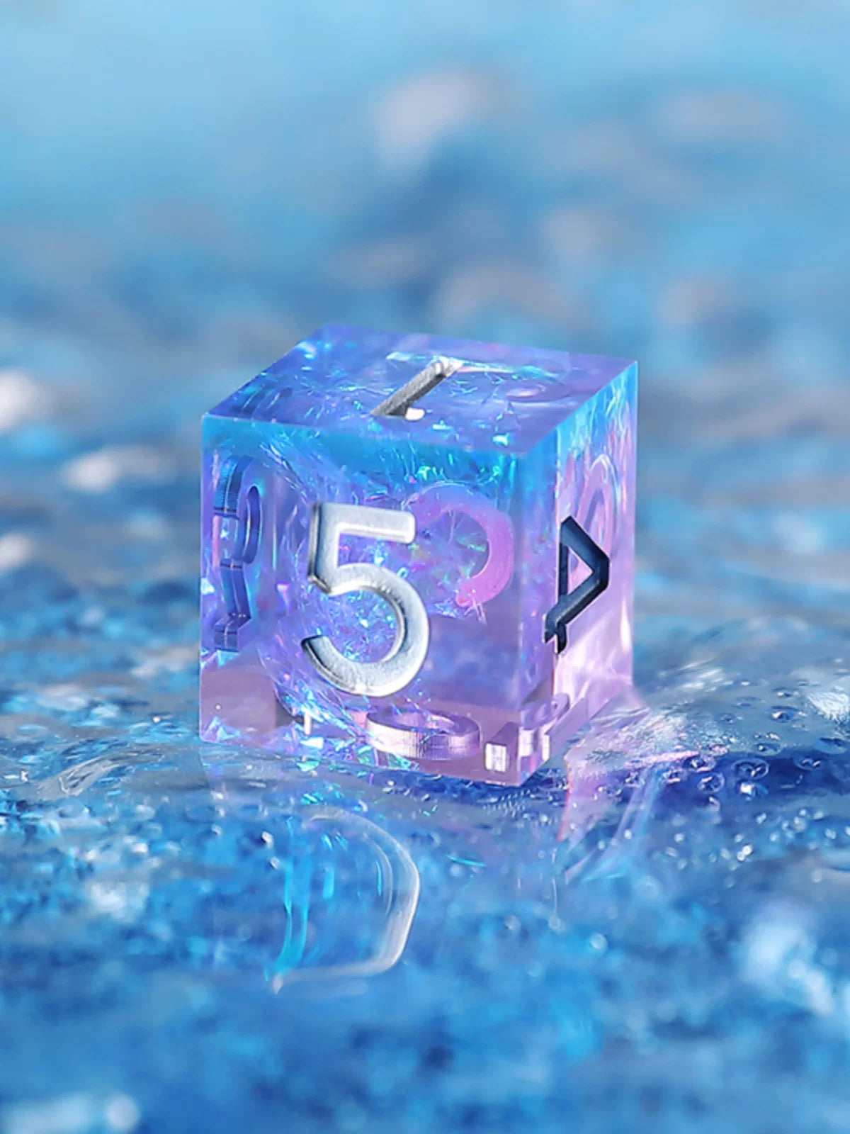 Liquid Core Resin Polyhedral Dice Set, 7-Piece DND D20 Moving Quicksand Dice for Tabletop RPG