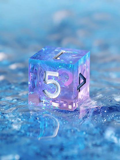 Liquid Core Resin Polyhedral Dice Set, 7-Piece DND D20 Moving Quicksand Dice for Tabletop RPG