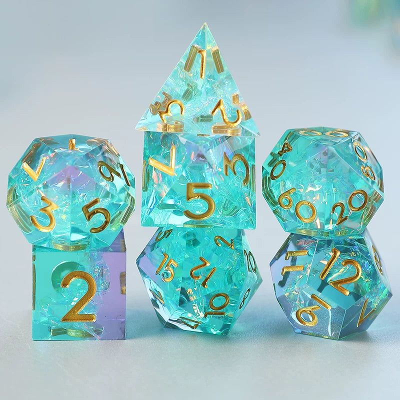 Liquid Core Sharp Edge Resin Dice Set, Floating Dragon Eye Polyhedral D&D TTRPG Tabletop Dice with Metal Box & Velvet Pouch