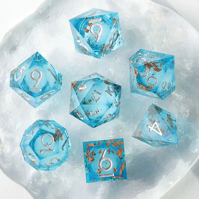 Liquid Core Sharp Edge Resin Dice Set, Floating Dragon Eye Polyhedral D&D TTRPG Tabletop Dice with Metal Box & Velvet Pouch