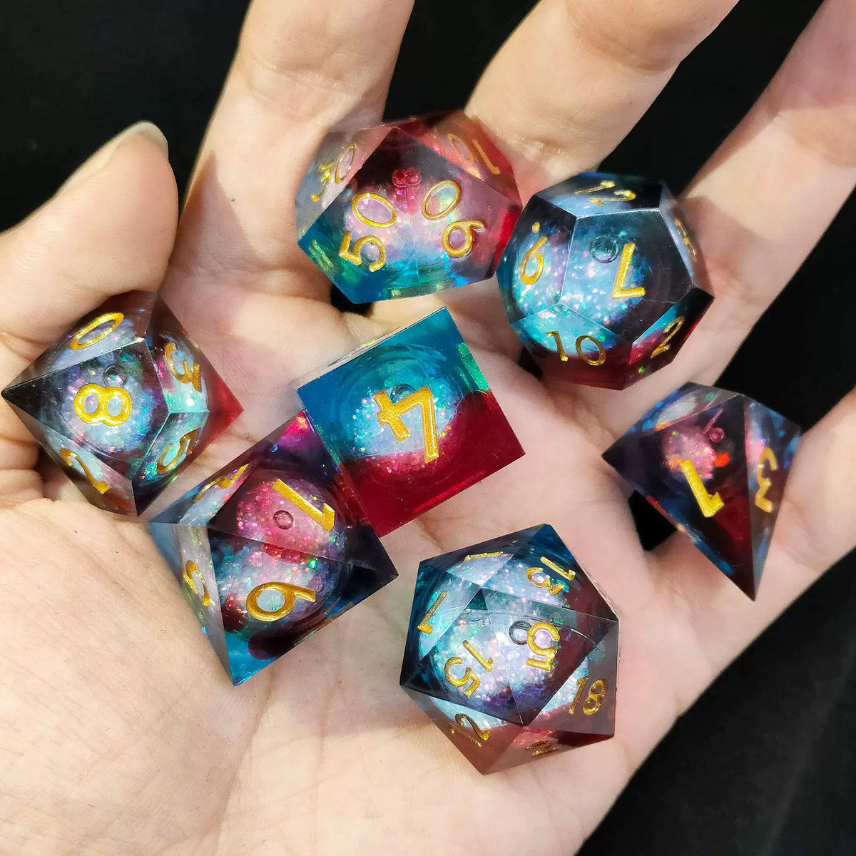 Floating Dragon Eye Polyhedral Dice Set Liquid Core RPG Dice for DND COC Tabletop Games