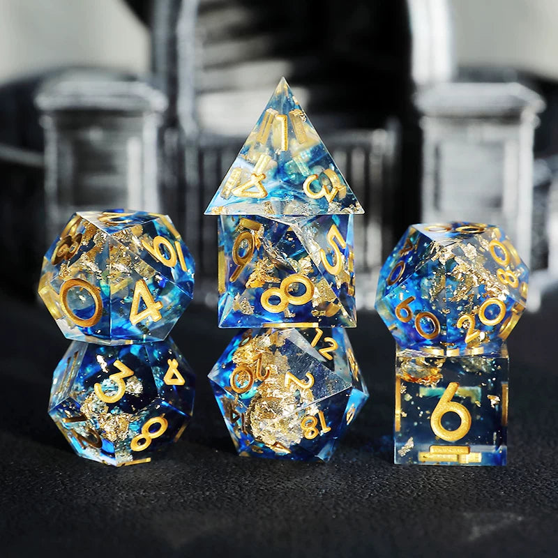 Liquid Core Sharp Edge Resin Dice Set, Floating Dragon Eye Polyhedral D&D TTRPG Tabletop Dice with Metal Box & Velvet Pouch