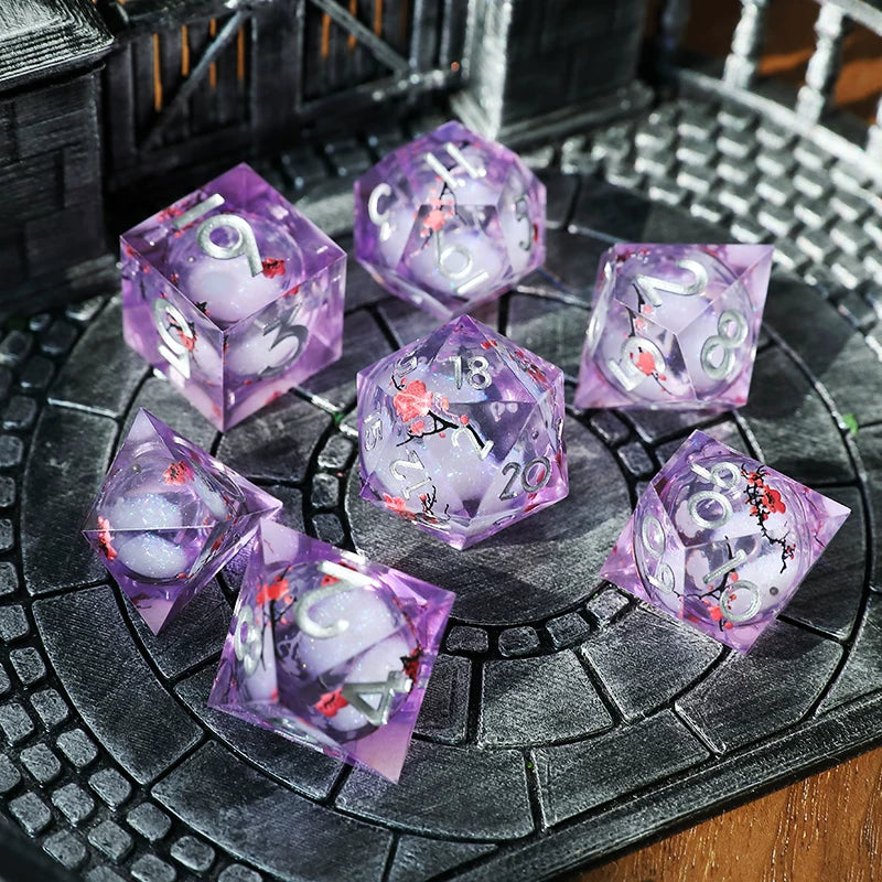 Liquid Core Sharp Edge Resin Dice Set, Floating Dragon Eye Polyhedral D&D TTRPG Tabletop Dice with Metal Box & Velvet Pouch